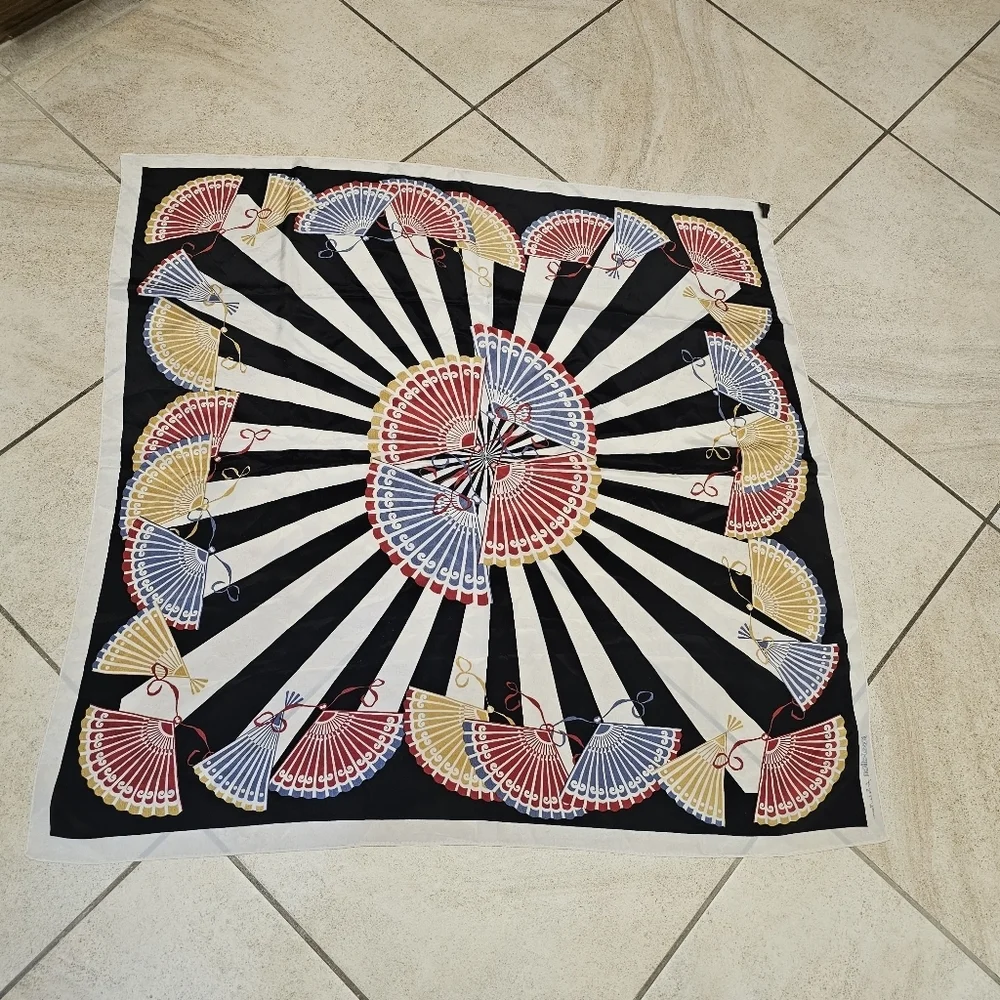 Josef Otten Fan Museum Scarf